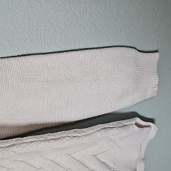 Cyrus Preppy Basket Weave Neutral sweater medium - Picture 5 of 7